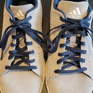 Adidas men's casual athletic shoes in grey size 7.5